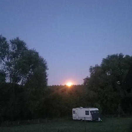 Kemping Przystanek Przylesie *